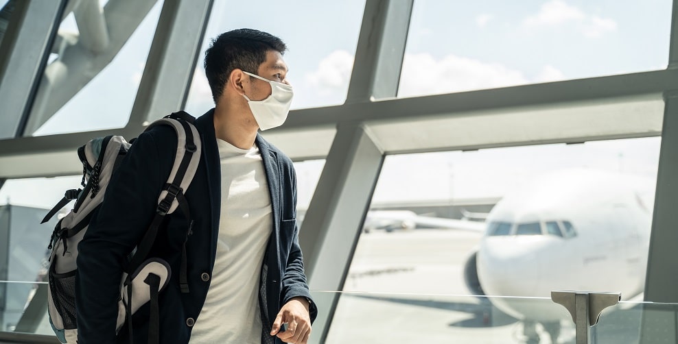 Anvisa volta a exigir uso de máscaras em aeroportos e aeronaves