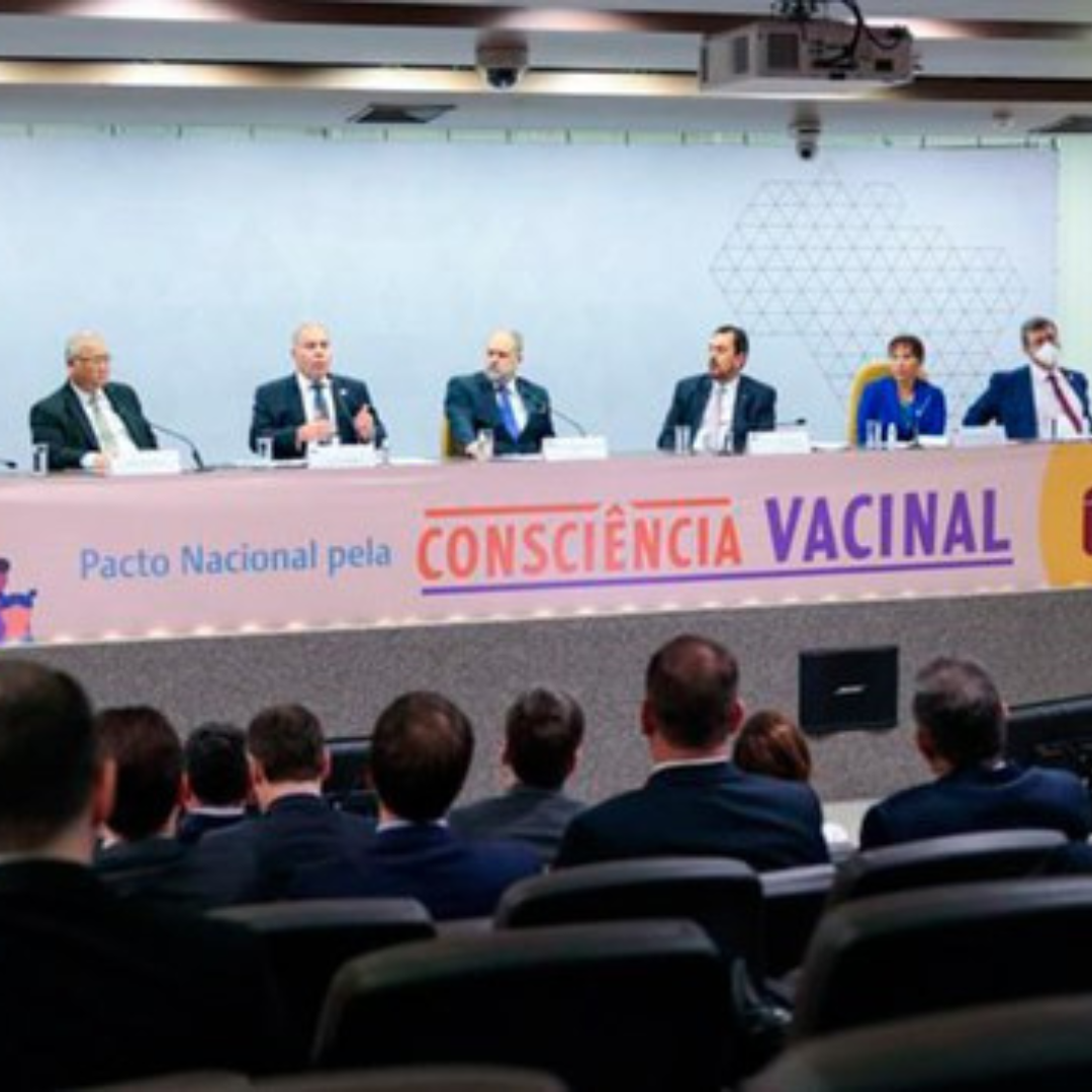 Ministério da Saúde e CNMP assinam Pacto Nacional pela Consciência Vacinal