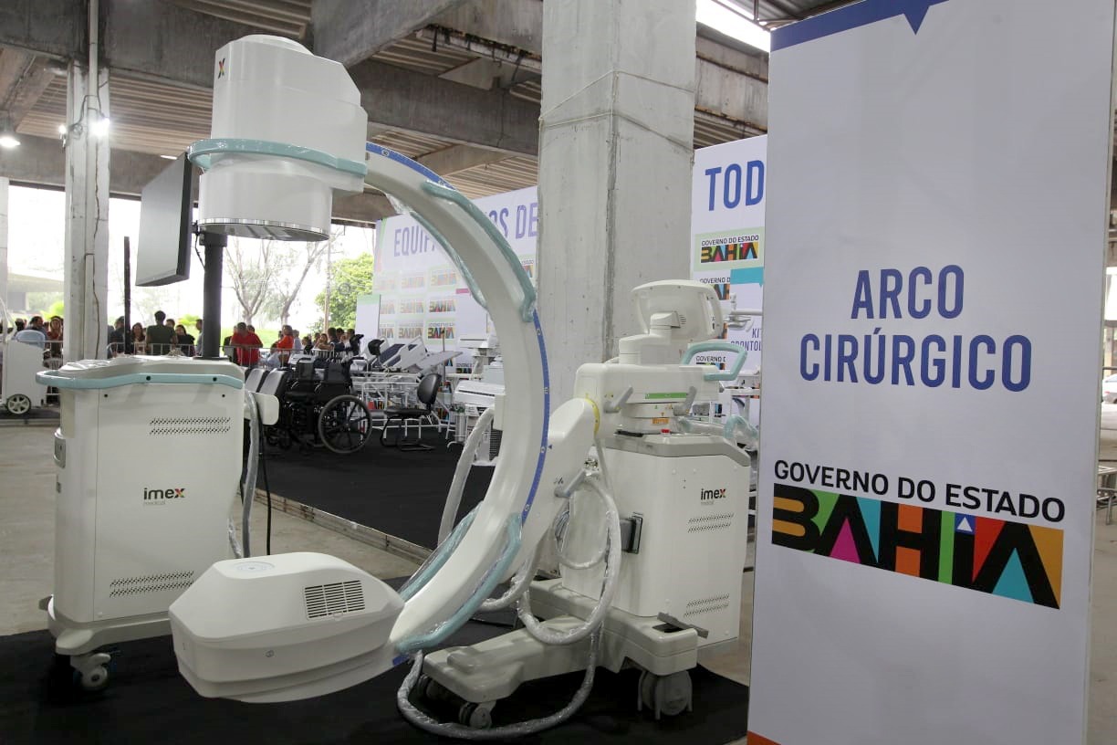 Jerônimo entrega R$ 37 milhões em equipamentos para a saúde