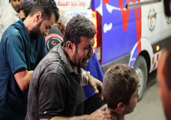 Ataque aéreo atinge hospital em Gaza e deixa centenas de mortos