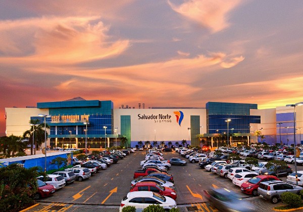 Serviços de saúde são ofertados para homens em shopping até dia 22