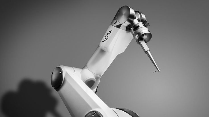 Anvisa aprova Robô colaborativo para cirurgias de quadril