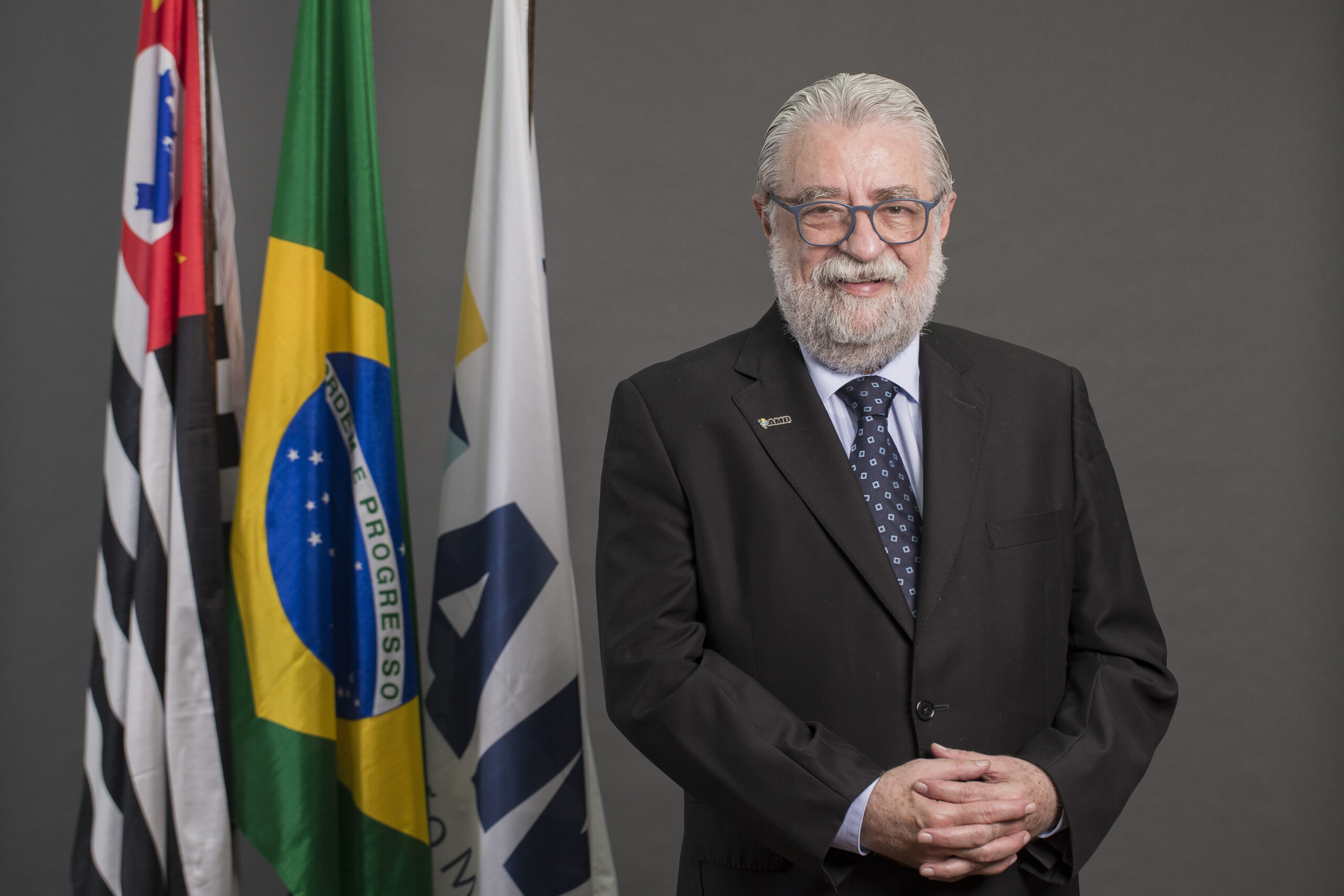 AMB institui certificado de atualização de título de especialista a partir de 15/03