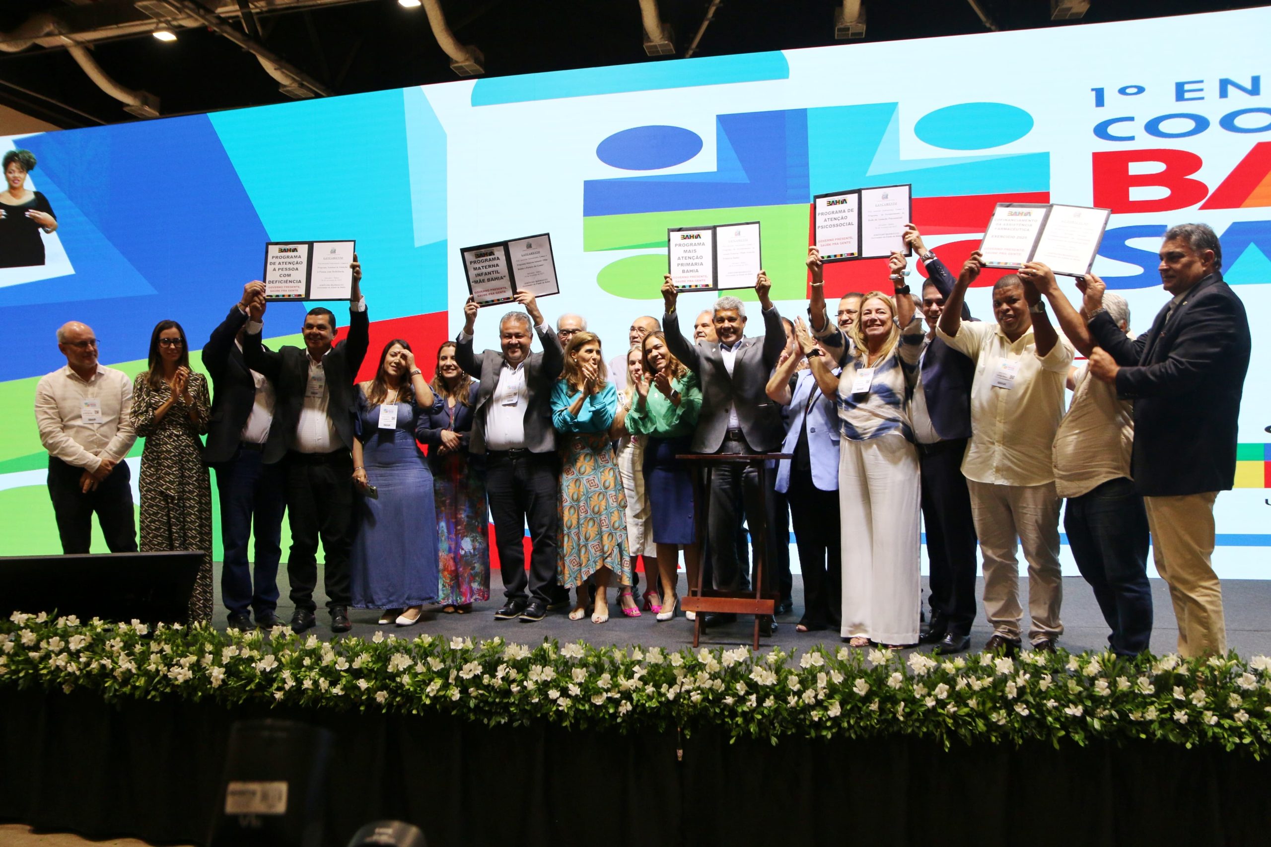 Governo da Bahia anuncia R$ 2,07 bilhões para fortalecer a saúde nos municípios