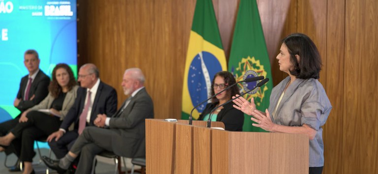 Governo Federal anuncia 1º vacina 100% nacional e de dose única contra a dengue