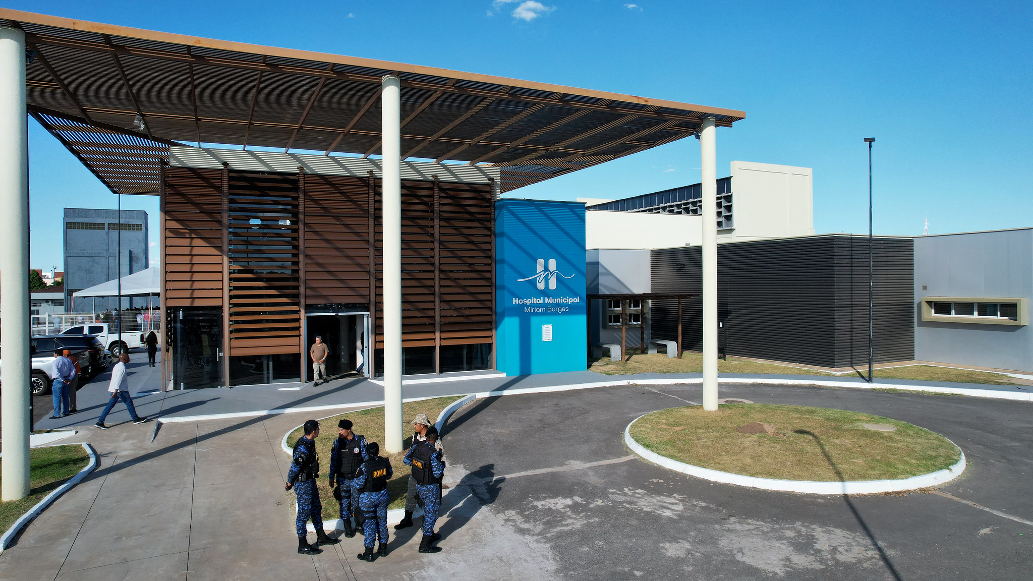 Jerônimo inaugura leitos de UTI e credencia Hospital Municipal de Luís Eduardo Magalhães