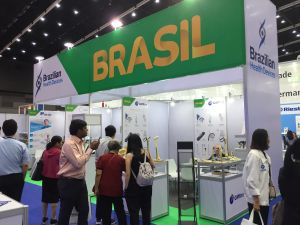 Setor de saúde brasileiro busca ampliar exportações em feira asiática